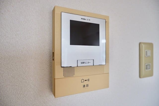 Room image 13