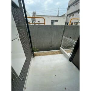 Room image 13