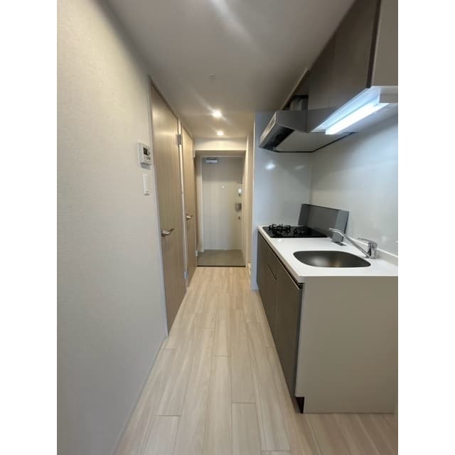 Room image 16