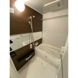 Room image 14