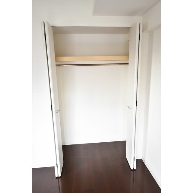 Room image 14
