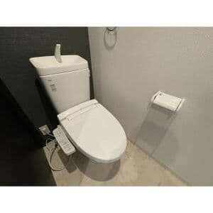 Room image 14