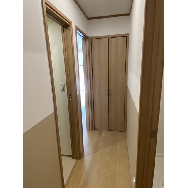 Room image 14