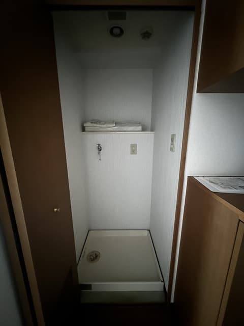 Room image 12