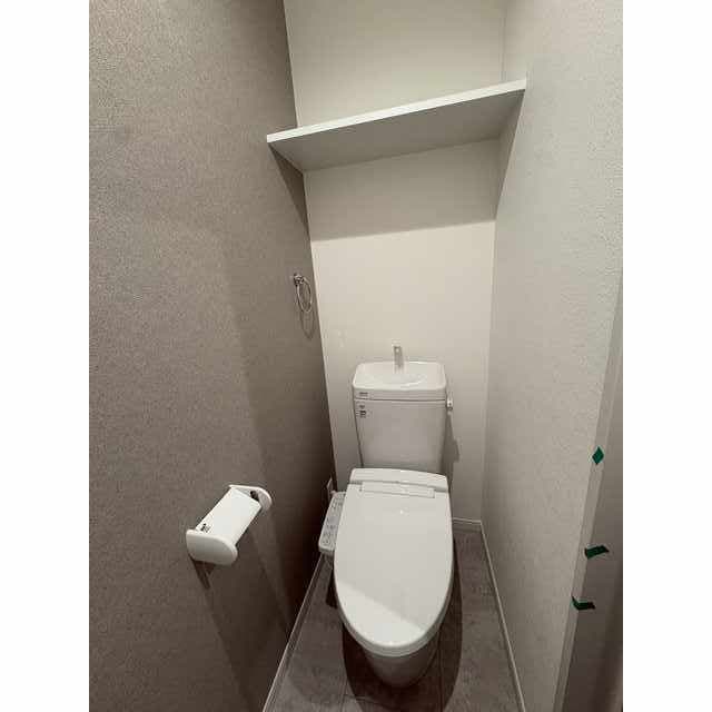 Room image 10