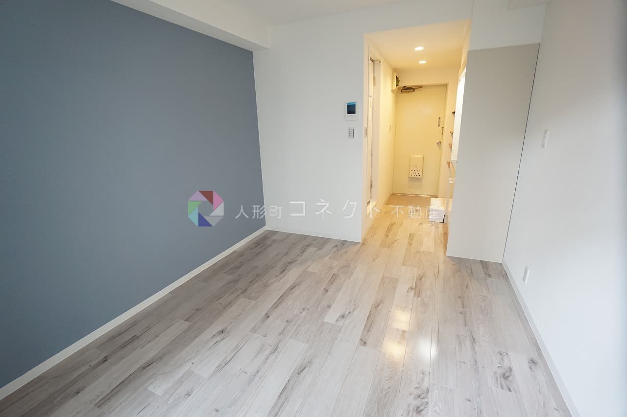 Room image 10