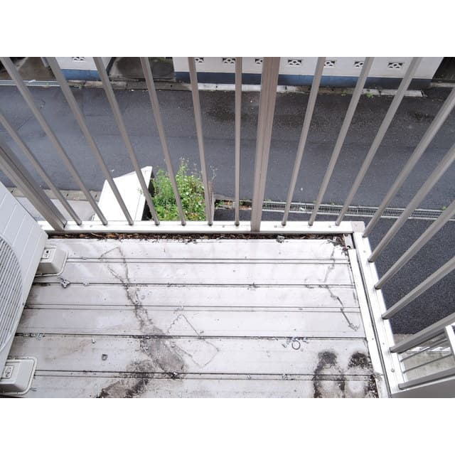 Room image 12