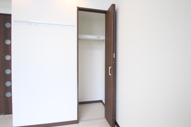 Room image 14