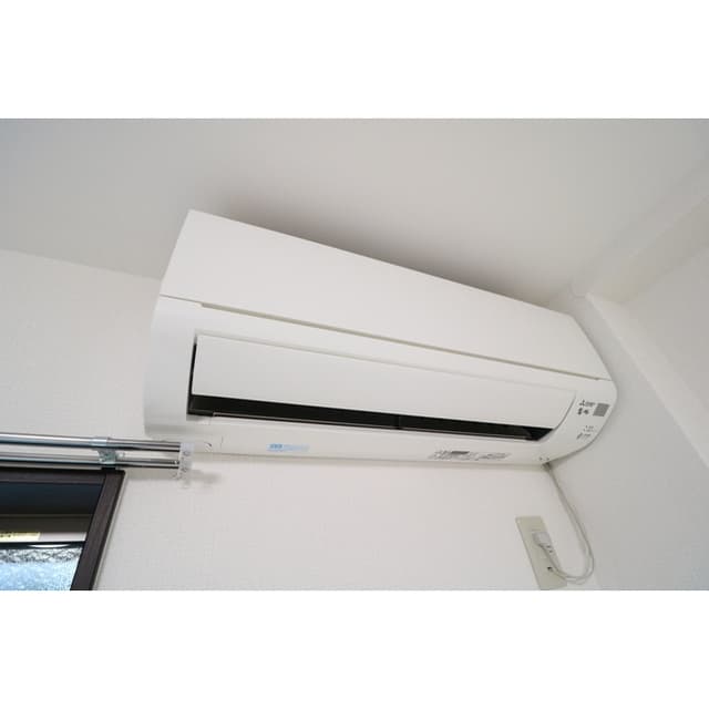 Room image 13