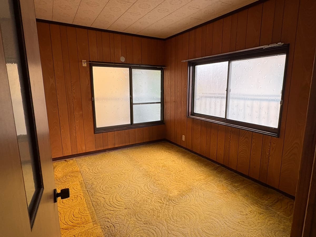 Room image 11