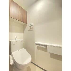Room image 15