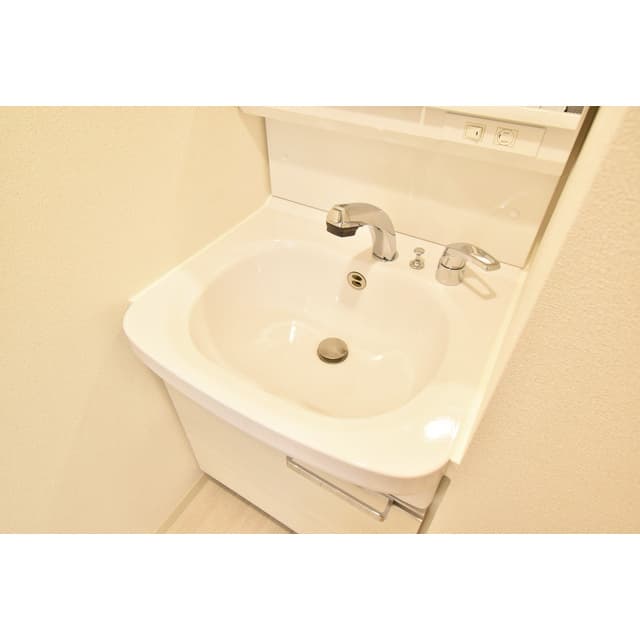 Room image 14