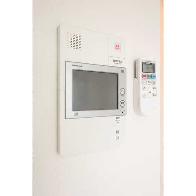 Room image 12