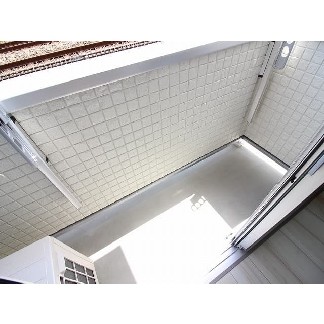Room image 9