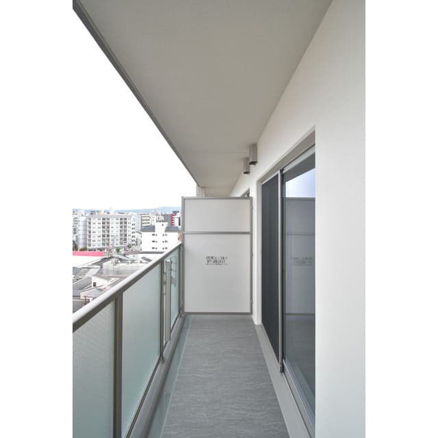 Room image 15
