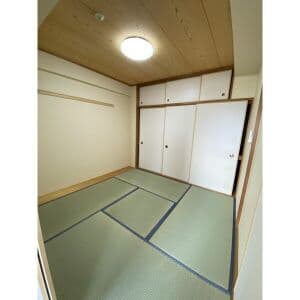Room image 14