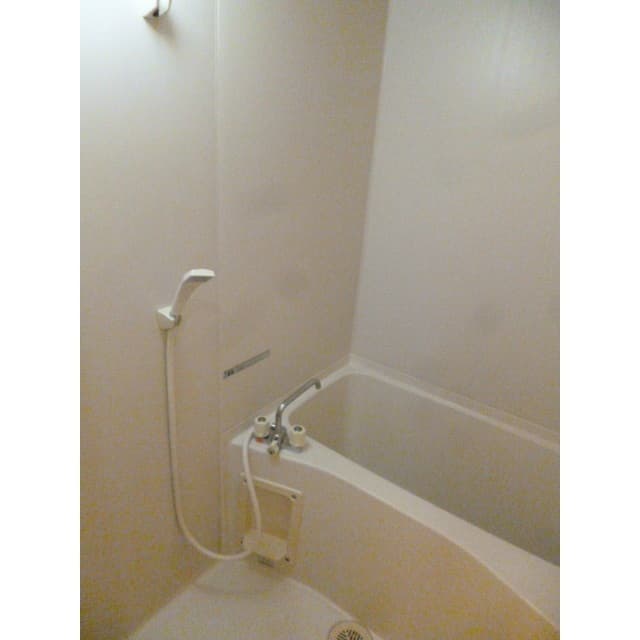 Room image 13
