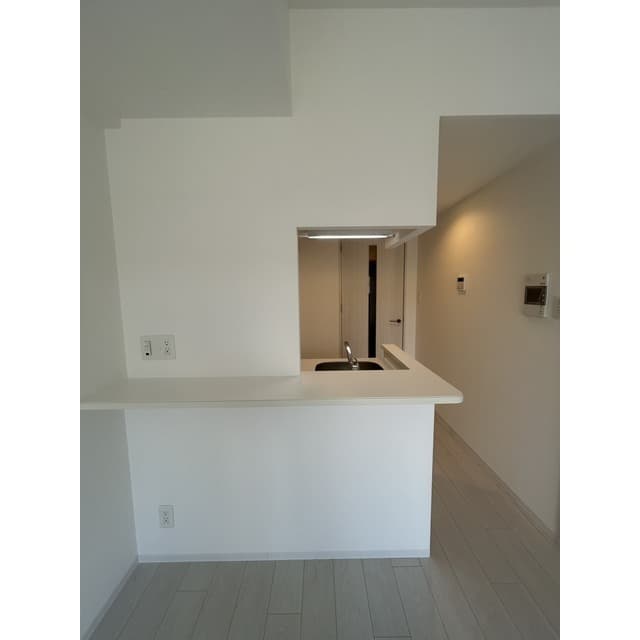 Room image 13