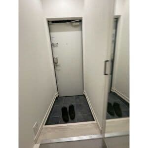 Room image 11