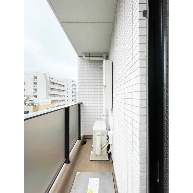 Room image 16
