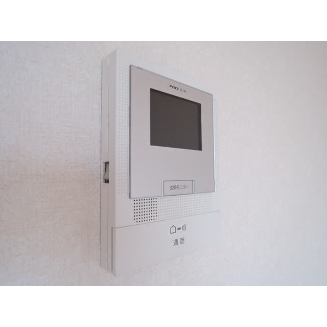 Room image 11