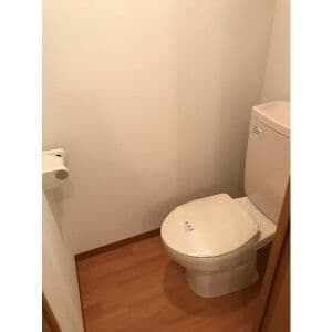 Room image 9