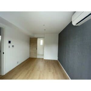 Room image 12