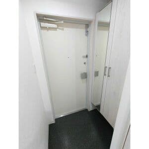 Room image 13