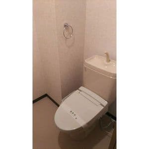Room image 13