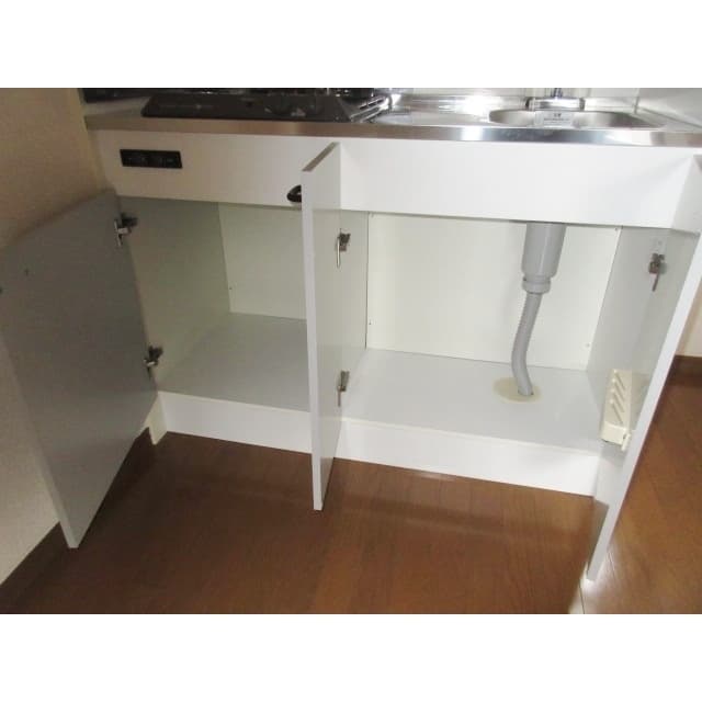Room image 15