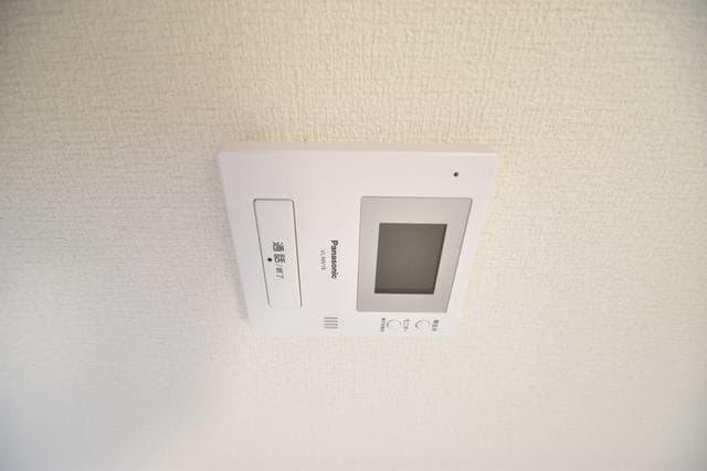 Room image 15