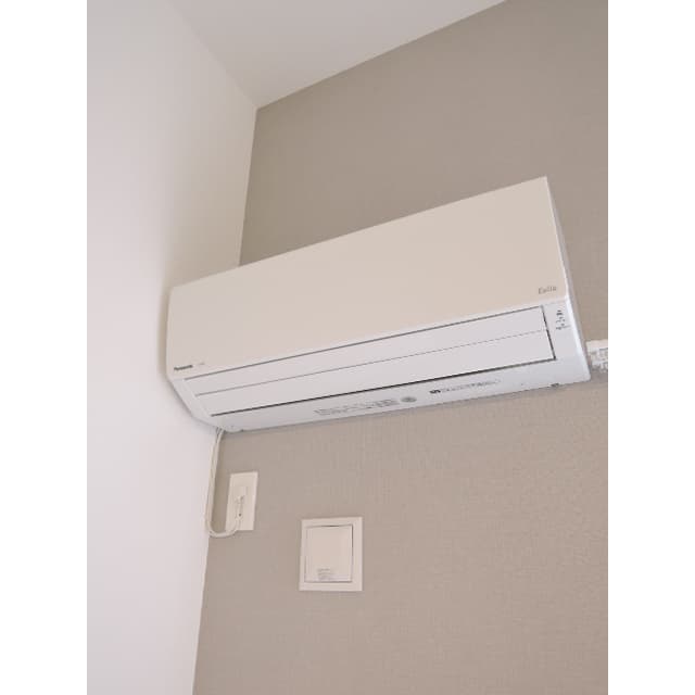 Room image 15