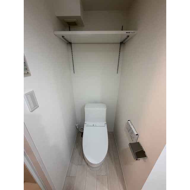 Room image 11