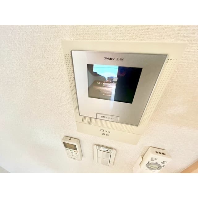 Room image 12