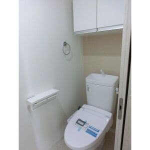 Room image 12