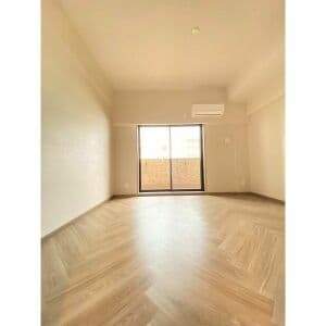 Room image 14