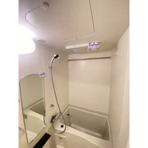 Room image 15