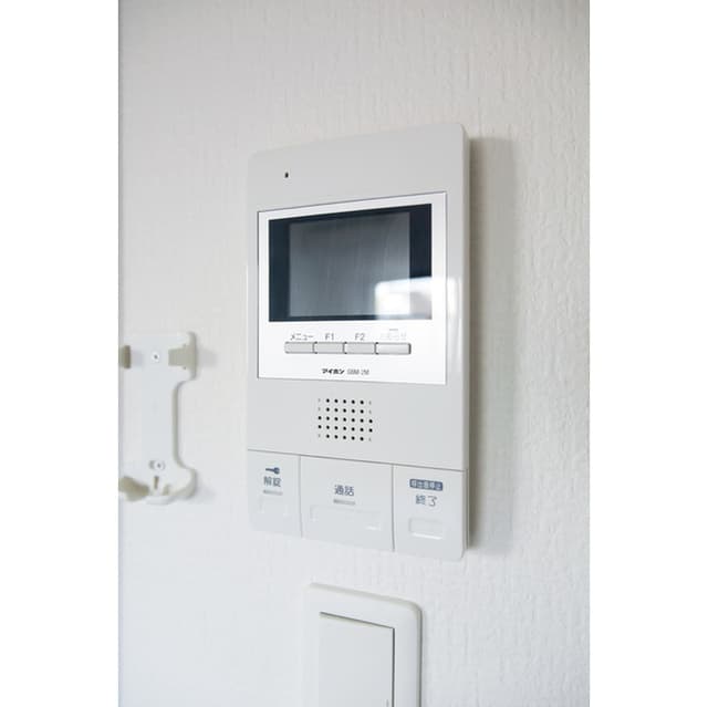 Room image 16