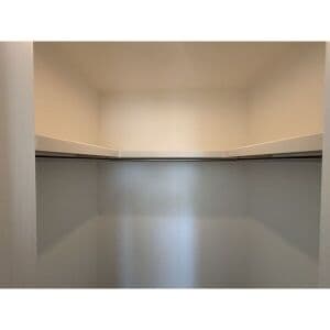 Room image 16