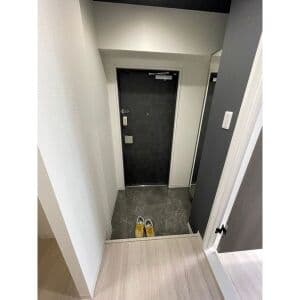 Room image 14