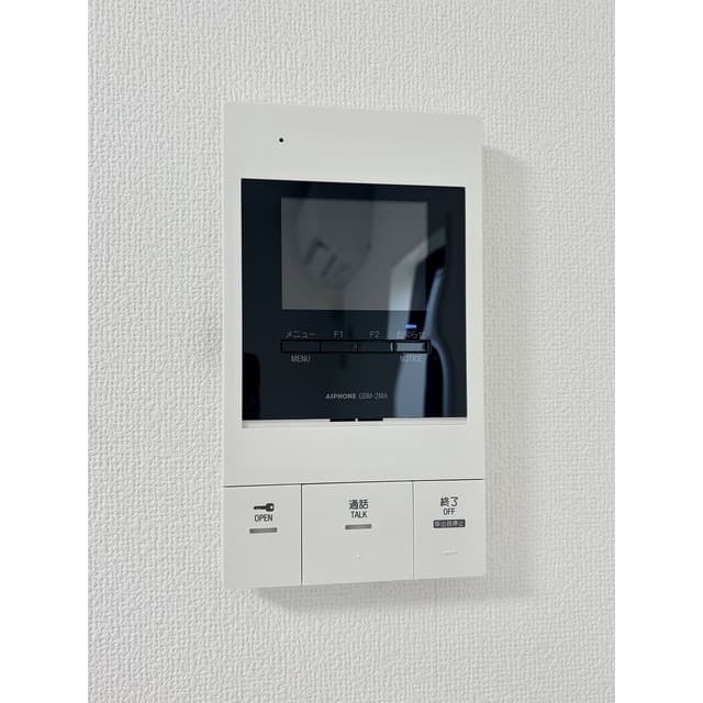 Room image 16