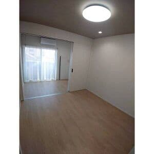 Room image 12