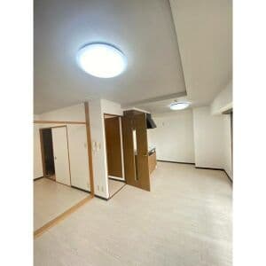 Room image 14