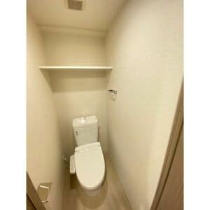 Room image 14