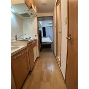 Room image 10