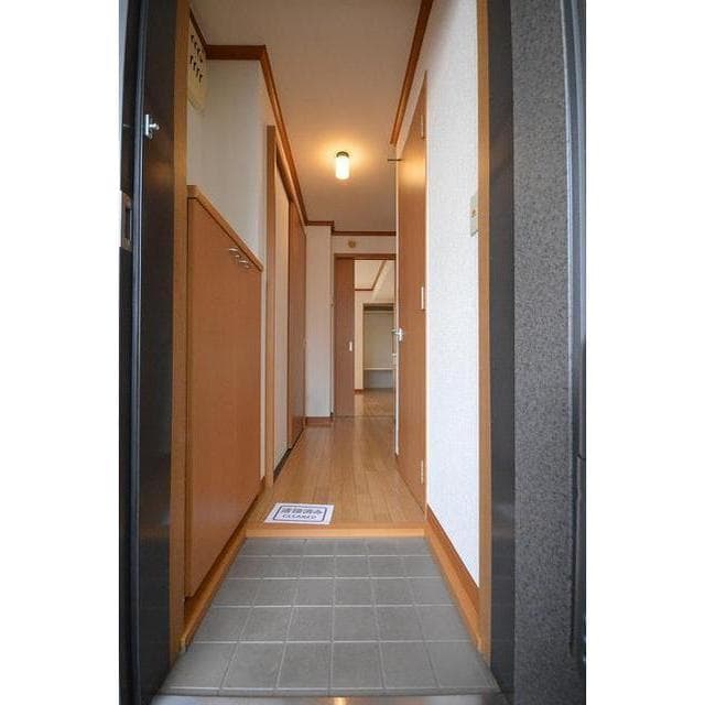 Room image 13