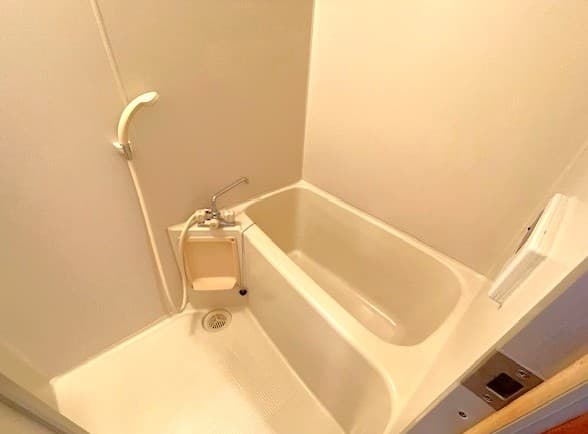Room image 15