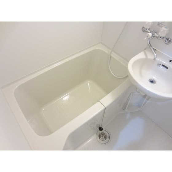 Room image 9