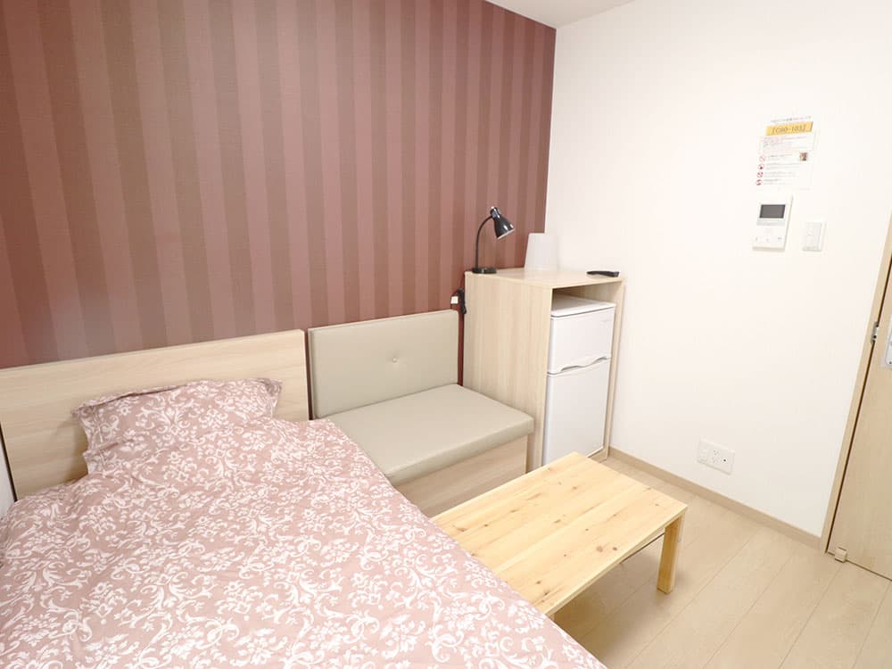 Room image 8