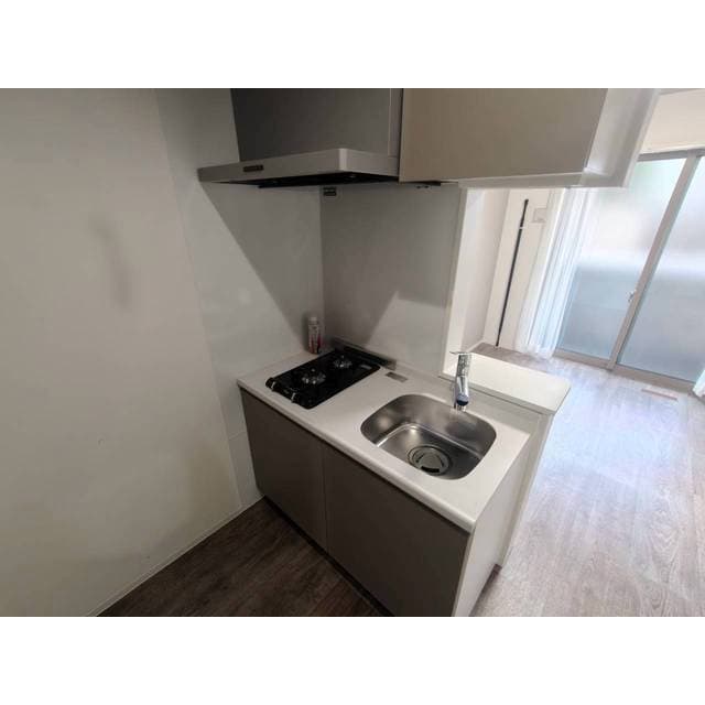 Room image 9
